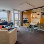 Lehnert-1-11-Am-Strand
